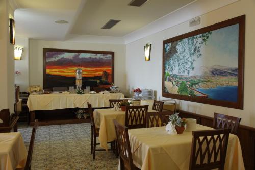 Hotel Mega Mare - main image