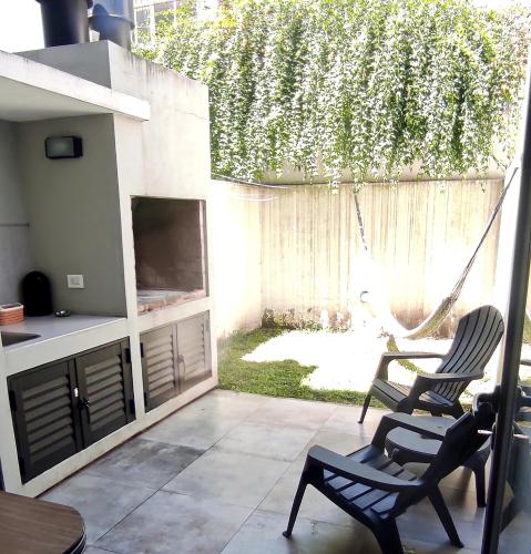 Duplex con Patio y Parrilla in Barrio Parque Luro