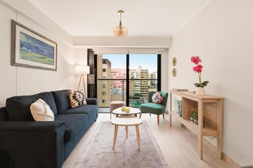 AUREN Larco Miraflores 2BR with AC Pool & Workspaces