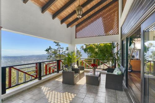 Villa ines-4X4only-Jarabacoa-View-Jacuzzi-5BR in Jarabacoa
