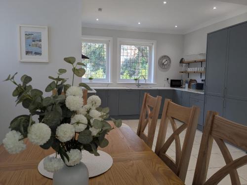 Facilities, Number35 in Bournemouth Suburbs
