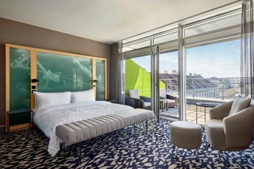 1 queen bed