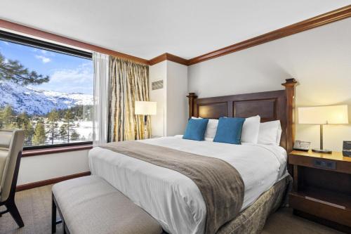 Valley-View Unit in Everline Resort: Premier Perks, Olympic Valley