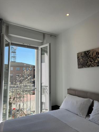 Villa Ibra - Rho Fiera & Milano, Garden & Parking 5