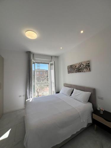 Villa Ibra - Rho Fiera & Milano, Garden & Parking 4