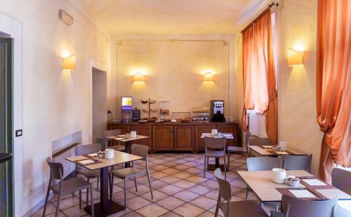 Hotel Rossi - image 11