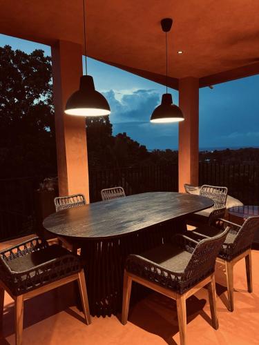One bedroom Indoor outdoor living en suite villa in Ronda