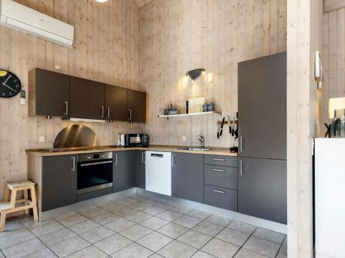 Comoditats, 10 person holiday home in Storvorde-By Traum in Egense