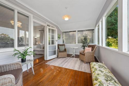 Serendipity - by the CBD, Garden Parks and Glennie – khách sạn tại Newtown