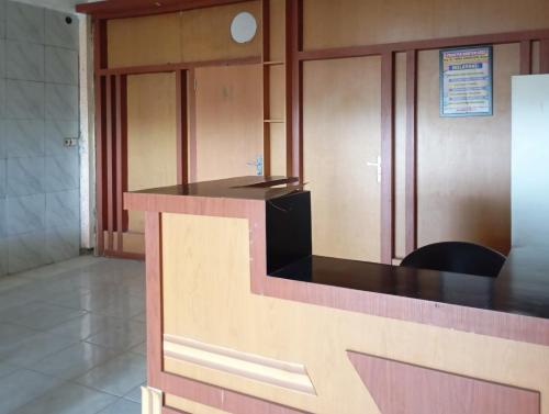 RedDoorz at Vera Guesthouse Alun Alun Kutoarjo in Kutoarjo