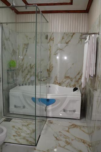 Hotel Grand Orchard - image 8