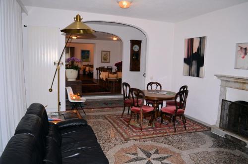 酒吧/高級酒吧, 格爾尼日瓦貝拉奧克拉酒店 (Hotel Garni Rivabella au Lac) in 布里薩戈