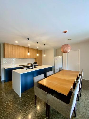 Spacious Family Home Opposite Playground in Colac
