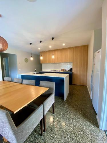 Spacious Family Home Opposite Playground in Colac