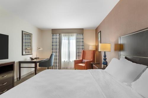 Hilton Garden Inn Houston NW America Plaza - image 31