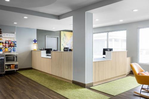 Spark by Hilton Virginia Beach Oceanfront - 로비