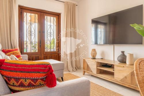 Stunning Ifach & Sea Views Stylish Casa Sonedo in 肯梅特斯