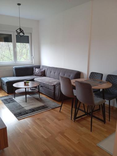 Apartman Heny