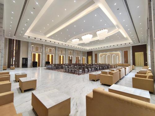 Rajmahal Palace Hotel and Resort in Suratgarh