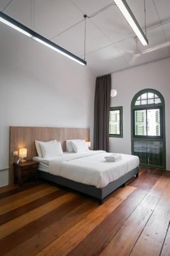 Aceh Suites by Aayu - 1 min walk to Armenian St