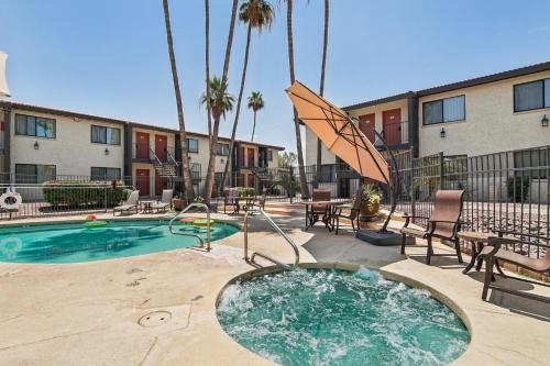 145 Fully Furnished 1BR Suite-Pet Friendly - Apartment - Scottsdale