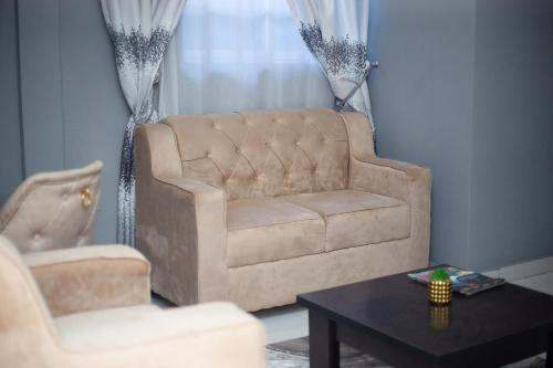 E&V APARTMENT Berger Express in Olowora