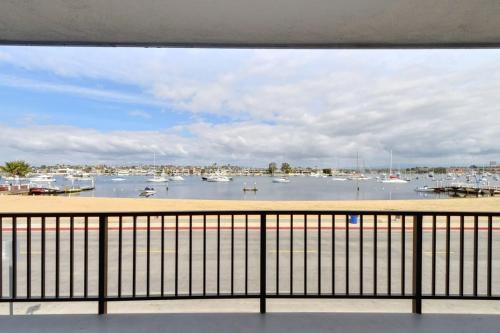 Coastal Charm with Spectacular Bay Views home - image 5