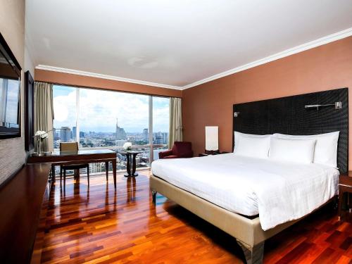 room detail thumbnail 0