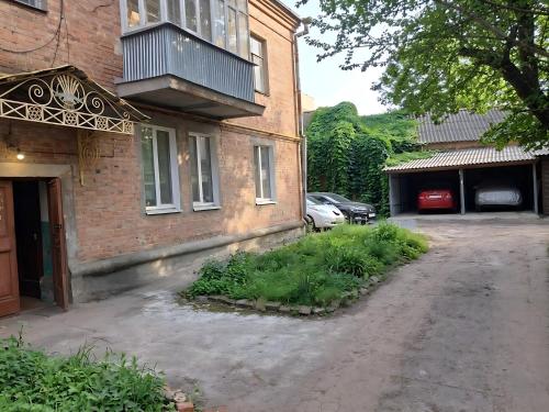 Buitenkant, Квартира в центрі Полтави з ванною і кондиціонером, Світло, Електрика та опалення є 24 на 7, Є парко in Poltava