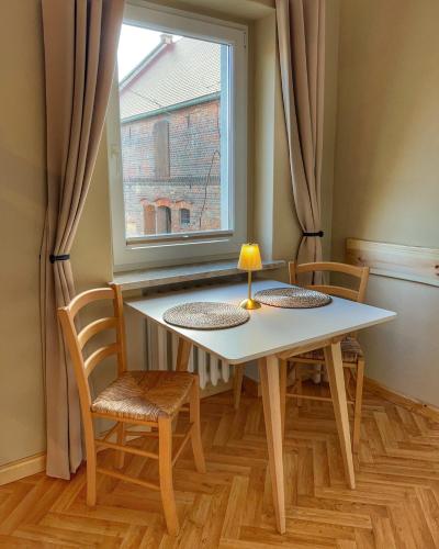 設施, Amselwohnung in 戈門