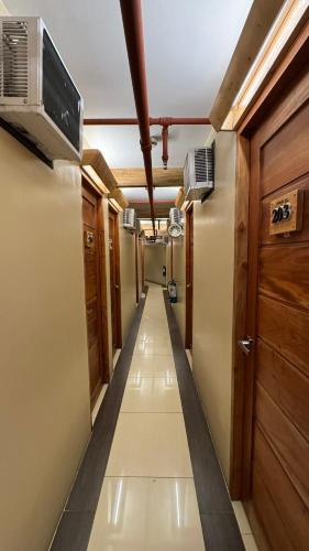 Colonial Inn - Colon & Borromeo Streets, Cebu City near Taboan Piac