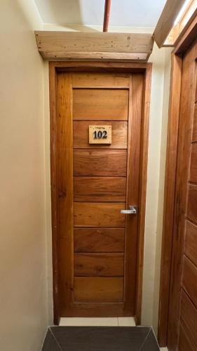 Colonial Inn - Colon & Borromeo Streets, Cebu City near Taboan Piac