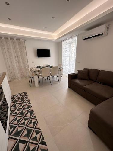 Lo duca luxury home