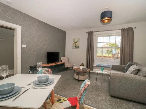 Countryside Annexe, with hottub, sleeps up to 4 in Bath