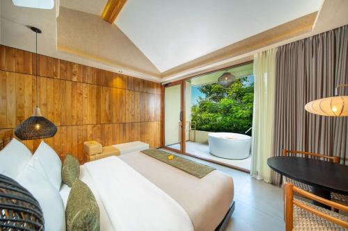 room detail thumbnail 0