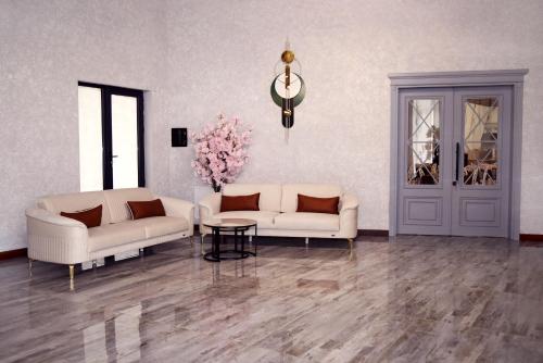 Cơ sở vật chất, Nohur Park Hotel in Nohurqishlaq