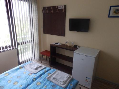 Mix Hotel - image 14