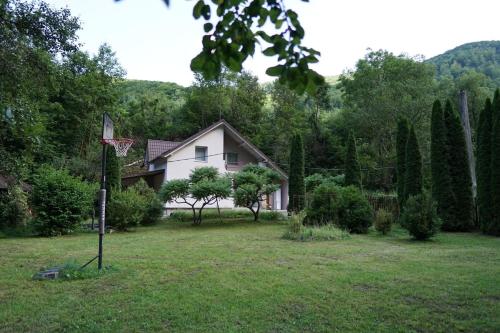 Peste Vale in Salciua De Sus