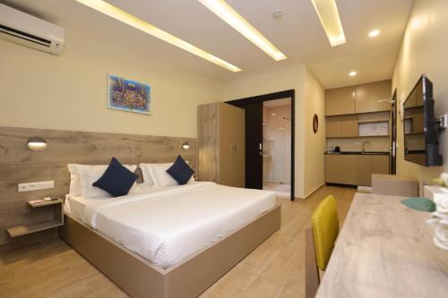 Silver Moon CI in 아비장