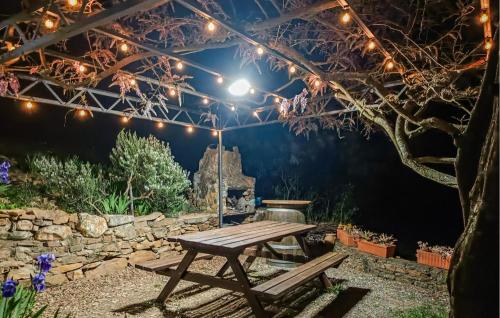 Viesnīcas āriene, 2 Bedroom Cozy Home In Roquebrun in Roquebrun