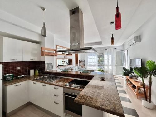Sunny Blue apartment in la Marsa in Sidi Daoud