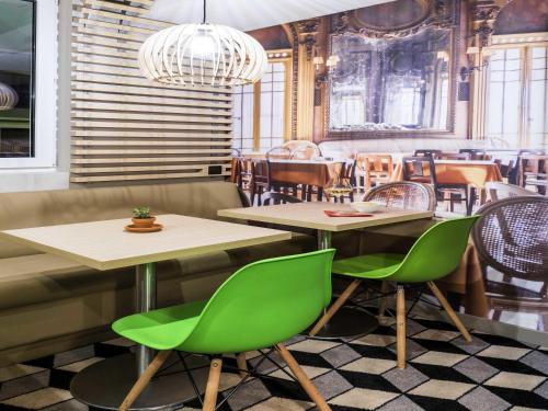 Bar/lounge, ibis Styles Clamart Gare Grand Paris in Vanves