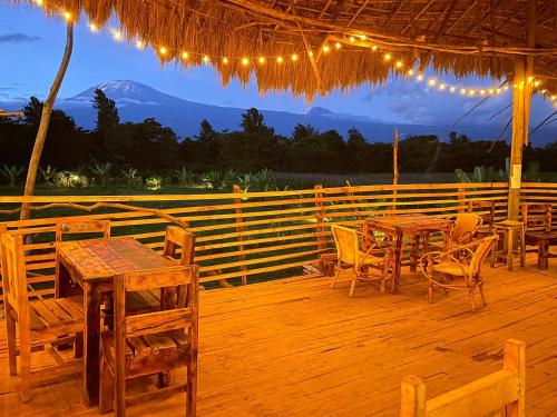 Restaurant, Mount Kilimanjaro 360 view Cottage in Moshi