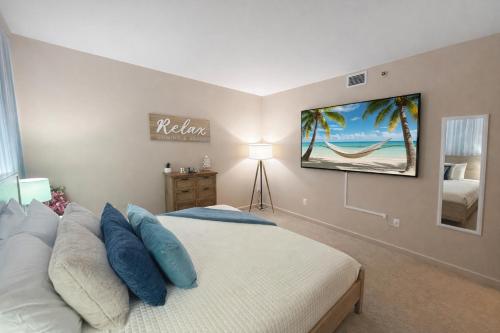 Downtown Loft By Cedar Point Sports Force! - image 11