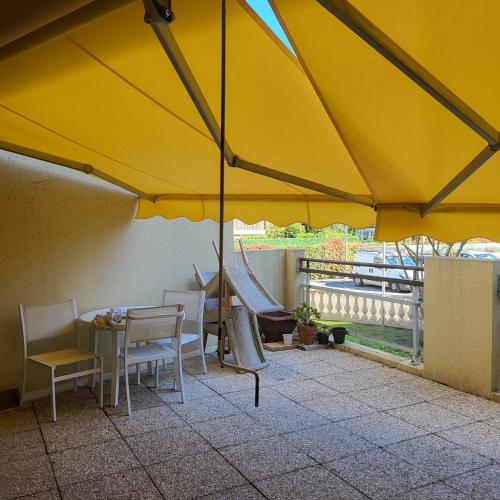 Heliotel Marine plages piscines tennis terrasse jardin in Saint-Laurent-du-Var