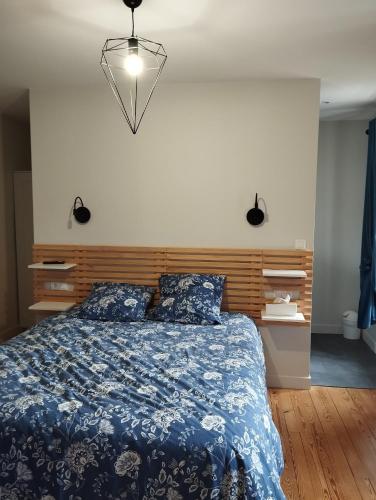 La Canissa Carrada chambre d'hôte Indigo et Moka (La Canissa Carrada chambre d'hote Indigo et Moka) in Chaspuzac
