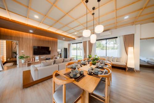Kiyomizu Onsen & Glamping Resort Saraburi in Nong Khae