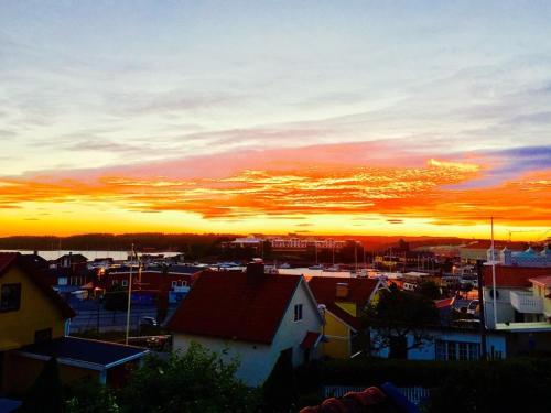 Stuga med havsutsikt in Stromstad