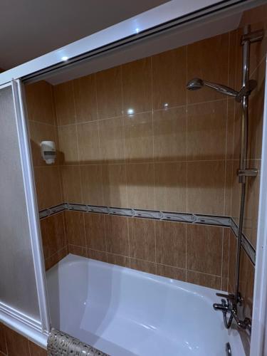 Ванна кімната, Apartamento Ronda San Antón (Apartamento Ronda San Anton) in Торо