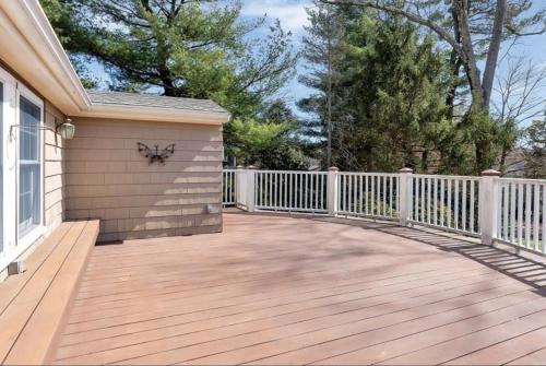 5BR World Cup Home Base, Upscale Neighborhood, 25mins to Gillette & Boston in Newton (Massachusetts)